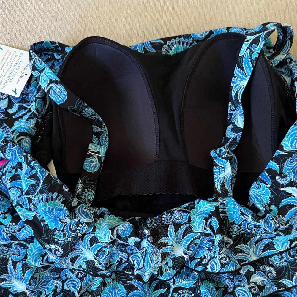 NWT Fit 4 UR hips swimsuit. Form flattering and comfortable - Picture 5 of 6